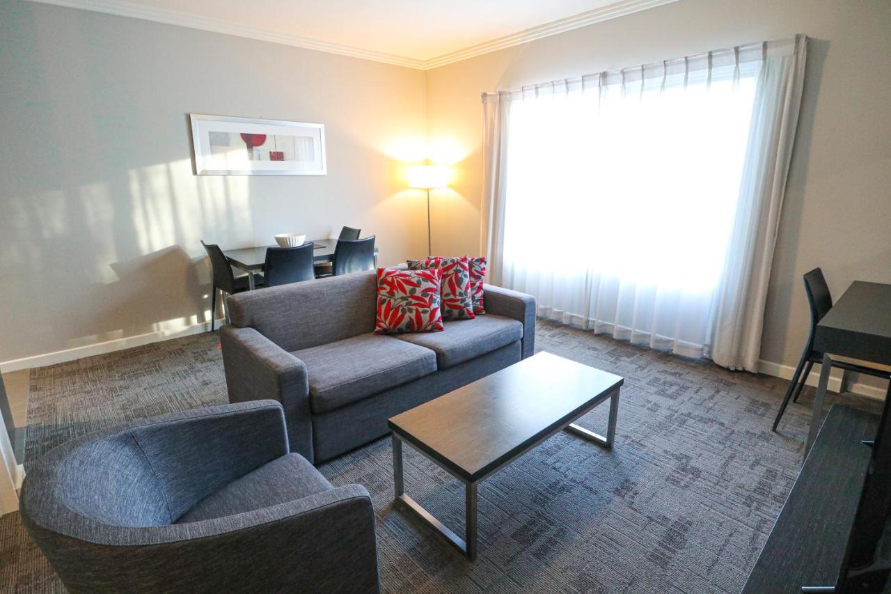 Aparthotel Quest Campbelltown Zewnętrze zdjęcie