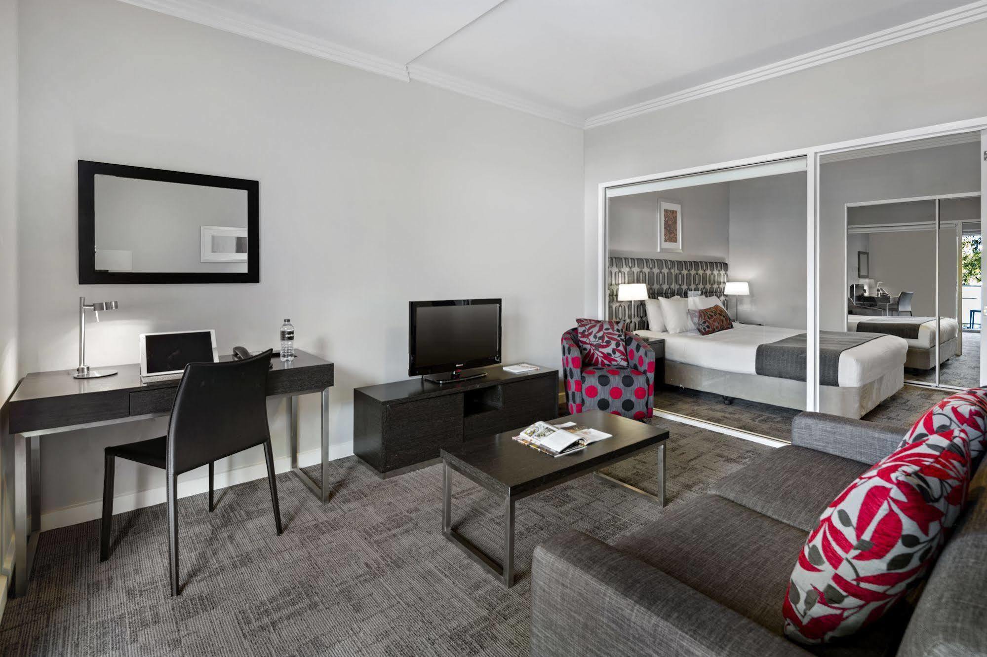 Aparthotel Quest Campbelltown Zewnętrze zdjęcie