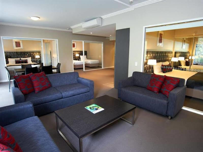 Aparthotel Quest Campbelltown Zewnętrze zdjęcie
